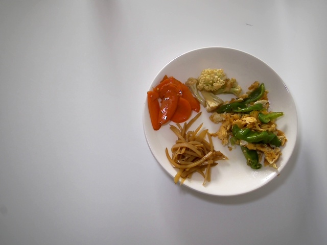 Egg with green pepper & noodles